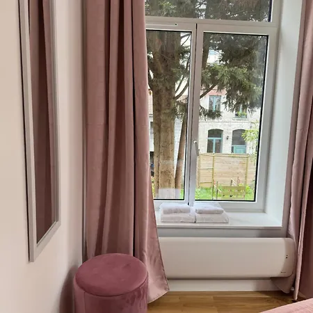 Victorias House アパートホテル *