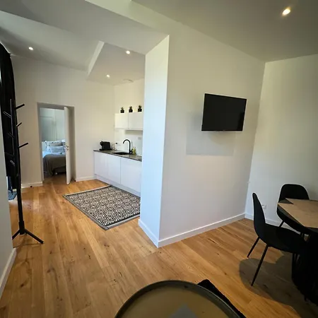 Victorias House リール